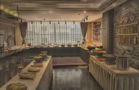 Zhangbei Xingye Lakeside Hotel - parkir