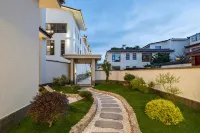 Taguike Rizhao Jinshan Scenic Homestay (Lijiang Shuhe Old Town) - 2-Star