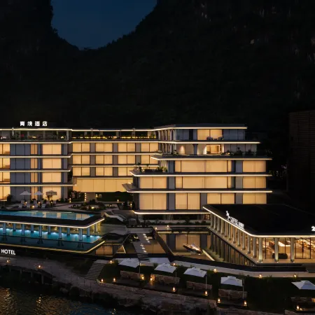 Qingjing · Verde Realm (Yangshuo Ten-Mile Gallery Yulong River)