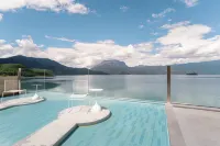 Yuehu Yujing (Lugu Lake Scenic Area Daluoshui) - 마운틴 뷰