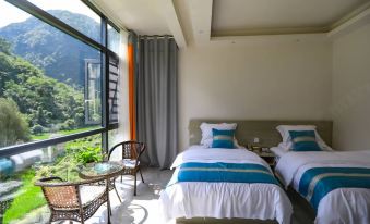 Yubojing Hushan Residence