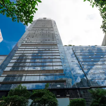 Shenzhen Futian Convention and Exhibition Center LansHotel Отели рядом с достопримечательностью «Библиотекам Шэньчжэнь»