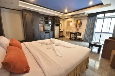 The Heritage Hotels Sathorn Hotels near AIA Sathorn Tower