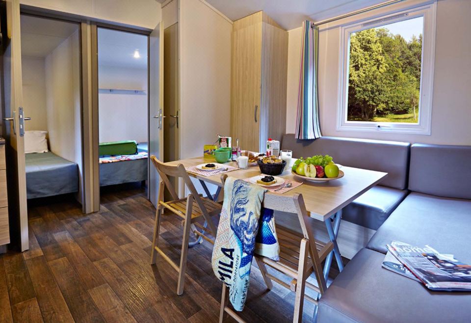 캠핑 빌리지 패뷸러스의 숙소 내부 또는 편의시설