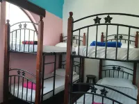 Travel Hub Guesthouse