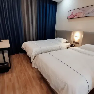 Eaka365 Chain Hotel VS E-GAMES Hotel (Zhangjiakou Xiahuayuan) Hotels near Xiahuayuan Railway Station