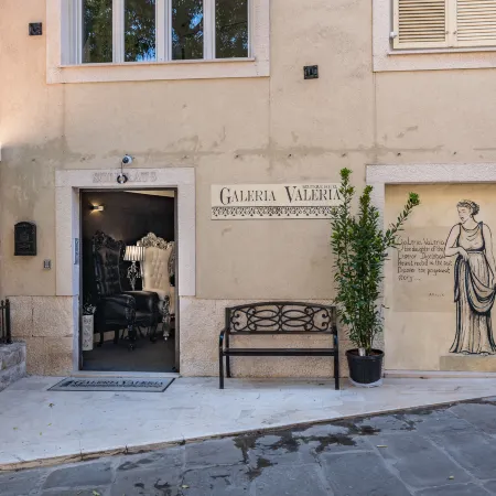 Galeria Valeria Seaside Downtown - Mag Quaint & Elegant Boutique Hotels