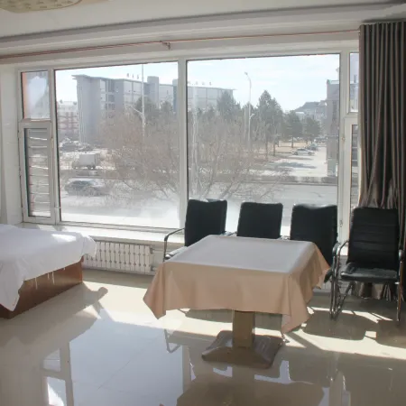 Arong Hemei Hotel