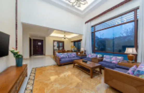 Zhangjiajie Cloudy Valley Villa Hotel