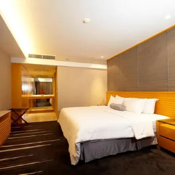 Lao Plaza Hotel