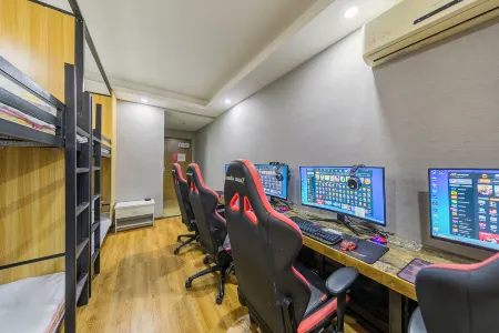 Smart Hotel Отели рядом с достопримечательностью «Daxue Chenghuaban Park»