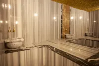Old Town Point Hotel Spa - Hot Tub
