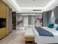 Howard Johnson Flower City Hotel Kunming Hotels near Guandu