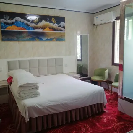 Zunyi Haoyoulai Inn (Qiaolong Caizhi International)