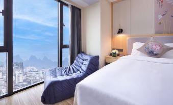 Guilin platinum House Hotel(Two Rivers and Four Lakes Mixc City Store)