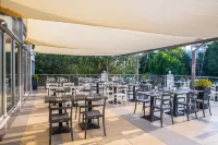 Mayfair Gardens - Desayuno