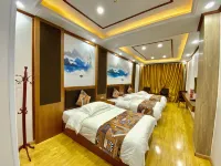 Himalaya Hotel - Inns