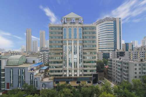 H酒店(西寧中心廣場店)