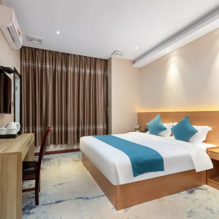 Zhongshan Baoyue Boutique Hotel (Xiaolan Town Baofeng Shopping Center)
