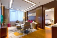 Hu Zhou Mountain and sea Happiness Bay Hotel - น้ำพุร้อน