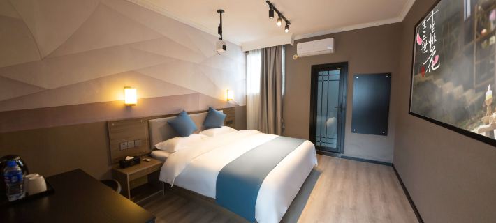 Youli Shangya Smart Hotel (Neijiang Central District No.1 People's Hospital Branch) Hotels in Neijiang