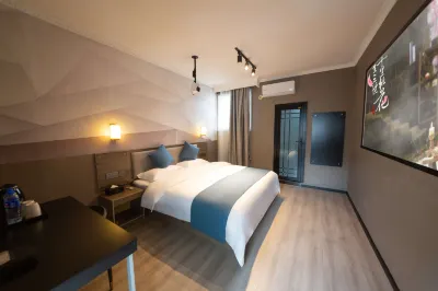 Youli Shangya Smart Hotel (Neijiang Central District No.1 People's Hospital Branch)