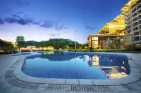 Freely Hover Golden Shuitai Hot Spring Town