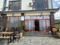 Fuxian Lake Jiayuan Homestay - Ocean View