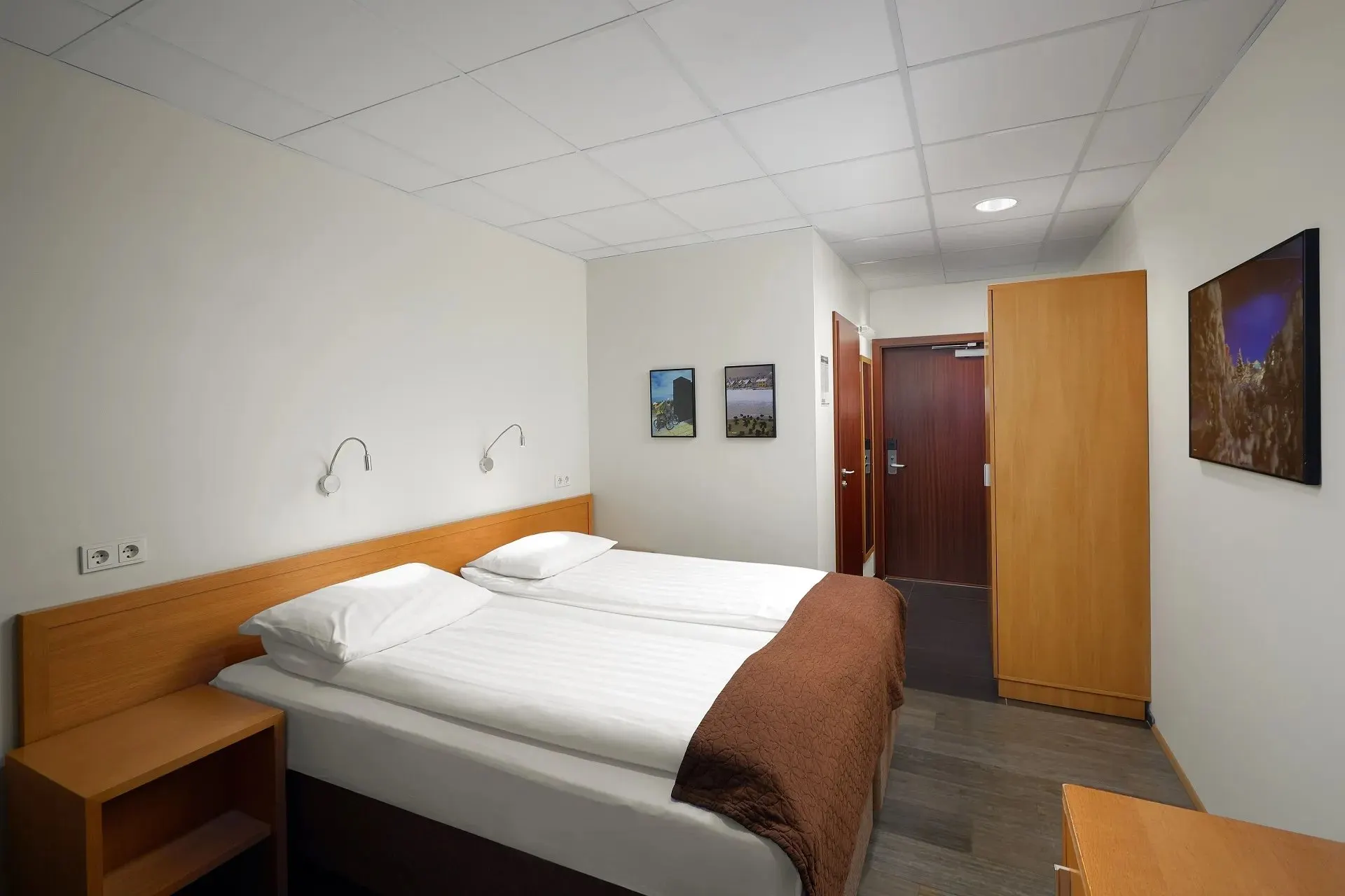 Hotel Cabin Zimmer Photos