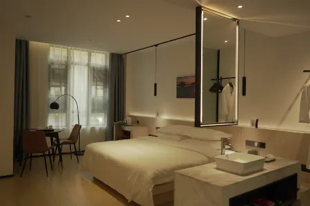 โรงแรมเอนจอย (สนามบินฉางเล่อ)