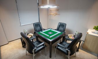 Shaoxing Yiju Life Hotel (Luxun Guli Subway Station Jindi Yintai)