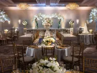 Warwick Melrose Hotel Отели рядом с достопримечательностью «Вокзал Мокингбёрд»