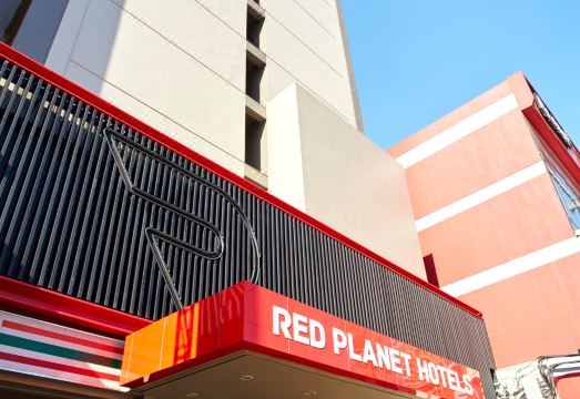 6. 레드 플래닛 티..