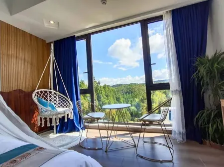 Baizhang Yijia Homestay Отели рядом с достопримечательностью «Anfu Temple (liubowengulilvyoujingqu)»