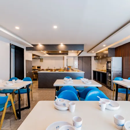 Jingran Wisdom Hotel (Hohhot Airport High Speed Railway East Station)