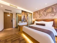 James Joyce Coffetel (Beijing Majuqiao liandong U gu store) Hotels near Grape Museum of China