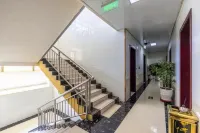 Yuzhong Senshu Business Hotel