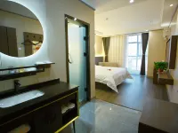 Queshan Nok Hotel Hotels in Queshan