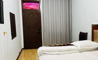 HeZuo BaoMa Hotel