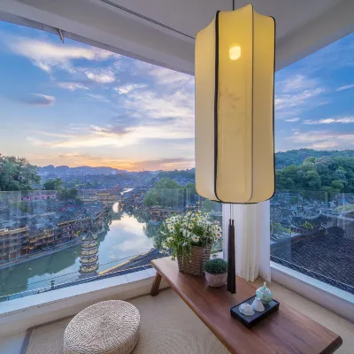 Fenghuang Best River View Hotel Hotels near Hanging Houses of Huilong Tower