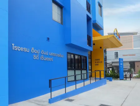 Hop Inn Nakhon Ratchasima City Center Отели рядом с достопримечательностью «Nakhon Ratchasima Rajabhat University»