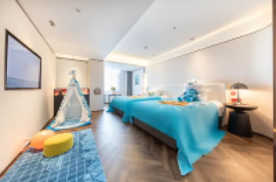 久歌棠梨ホテル（済南大明湖泉城広場）