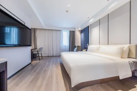 Atour Hotel (Wuhan Optics Valley Plaza Yangjiawan)