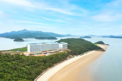 Ramada Plaza by Wyndham Jaeun Hotels in Sinan-gun