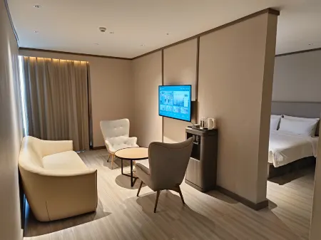 HanTing Hotel (Kashi Yopurga County) Отели рядом с достопримечательностью «Народная больница, округ Чупху»