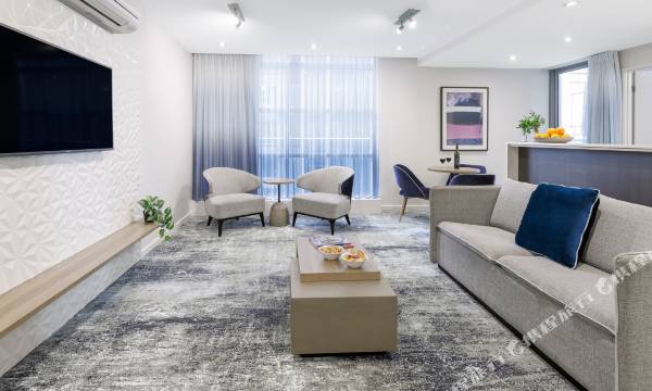 Brady Apartment Hotel Flinders Street