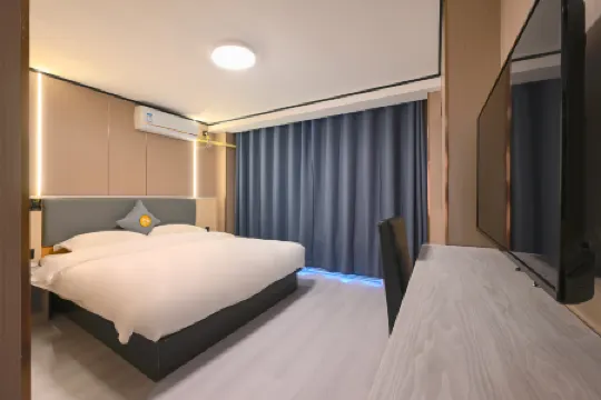 Huanpeng Seattle Boutique Hotel (Tianjin Xiaobailou 5th Avenue) Отели рядом с достопримечательностью «Tianjin University»