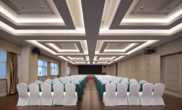 Changsha Century Yujun Hotel (Wuyi Square Xiangya Affiliated Second Branch)