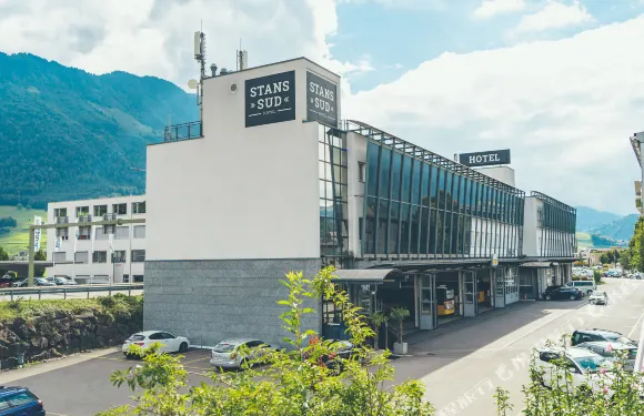 定製酒店-斯坦斯南