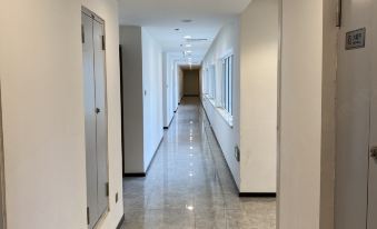 Xinlan Yicheng Apartment Hotel (Qingdao China Railway Expo City)